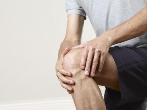 What doctor will contact for the treatment of pain with knee joint arthrosis